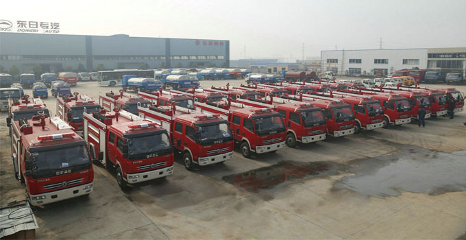 22輛國五2.5噸東風小多利卡水罐消防車質量檢測全部合格待發車